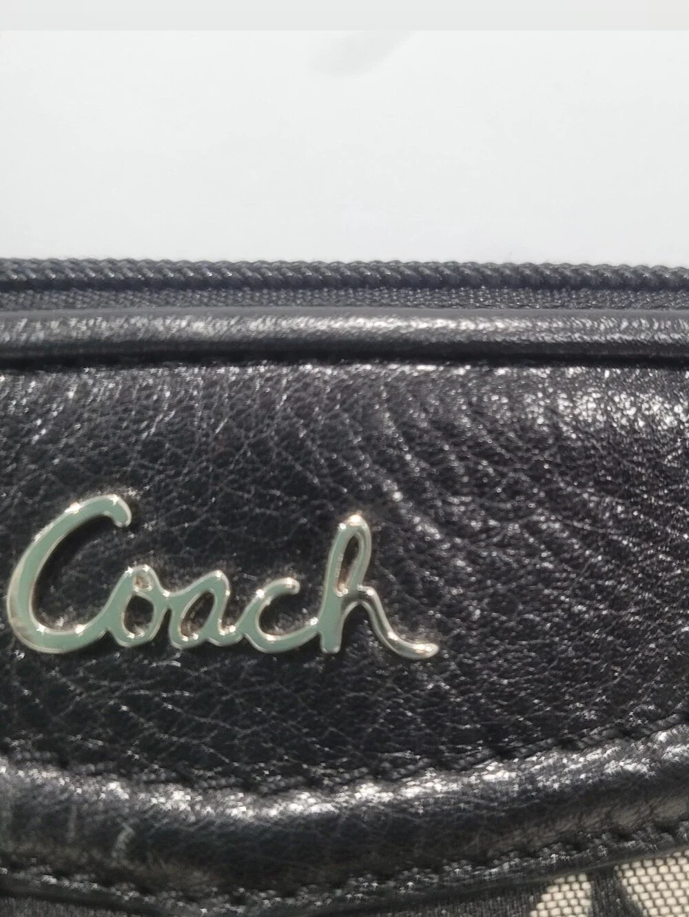 Coach Signature Canvas Leather Large Wristlet Black & Gray Purse
